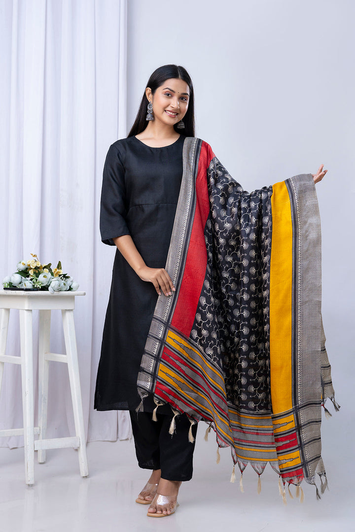 DUPATTA SET-Black straight kurta set with printed dupatta