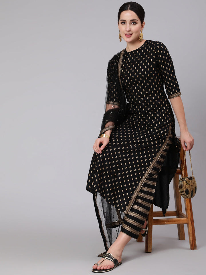DUPATTA SET-Gold Printed Straight Kurta, Pant and Dupatta