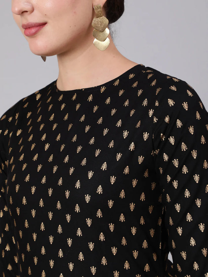DUPATTA SET-Gold Printed Straight Kurta, Pant and Dupatta