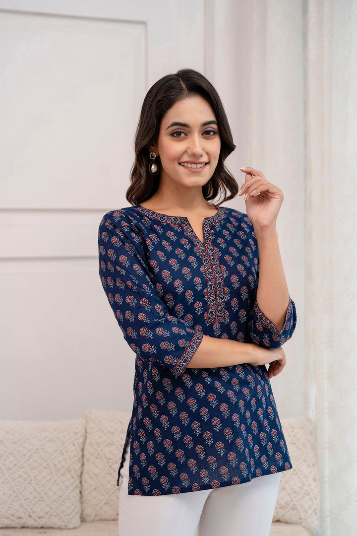 TOP-Blue printed straight tunic