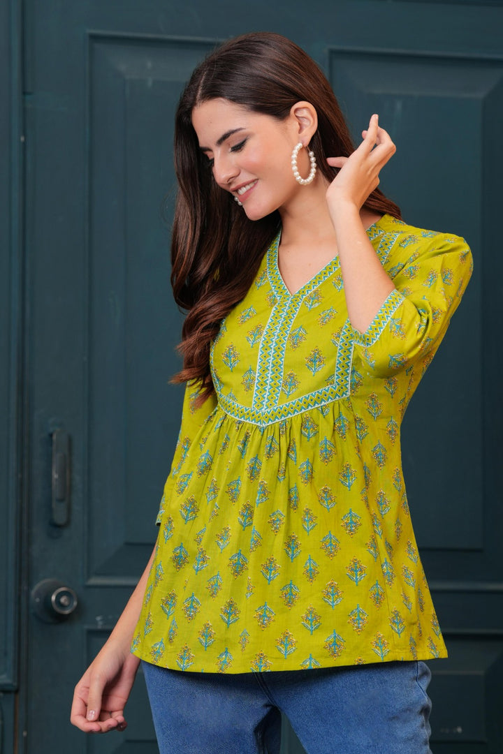 TOP-Cotton Printed Flared