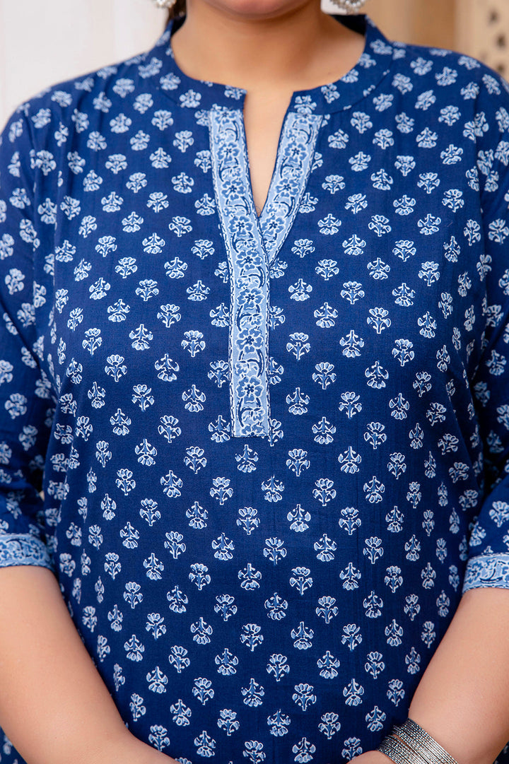 KURTA-Plus size blue printed straight kurta