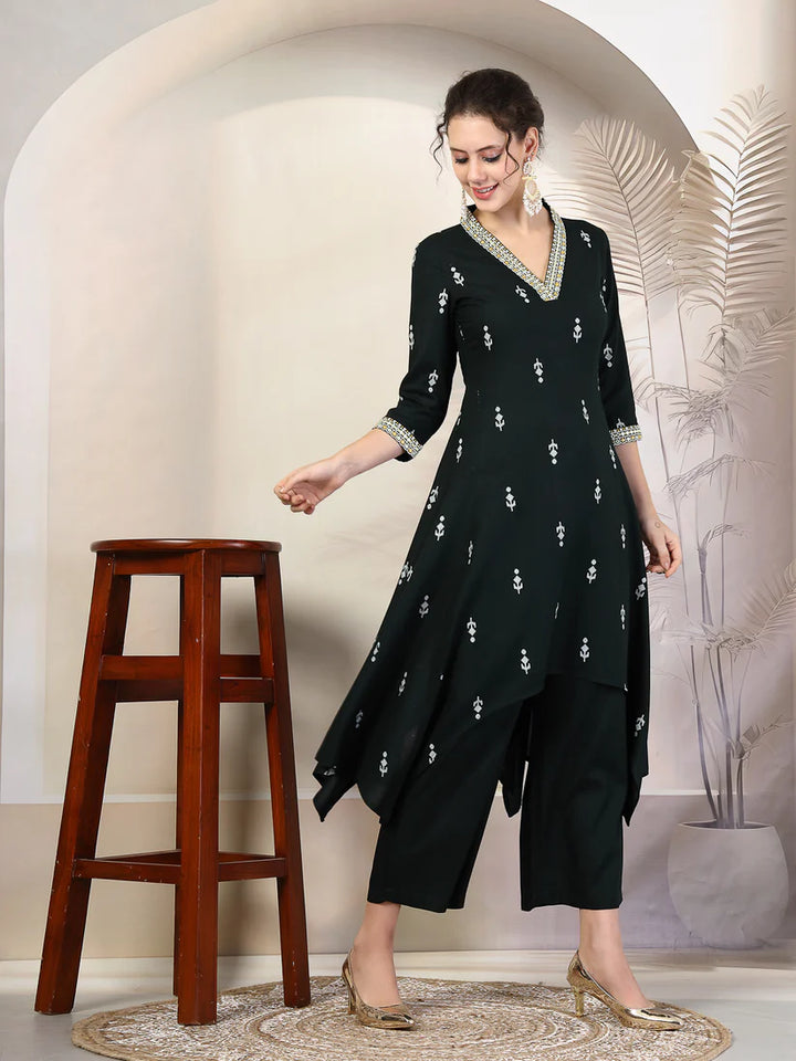 KURTA PANT-Green Rayon Calf Length Printed Asymmetric