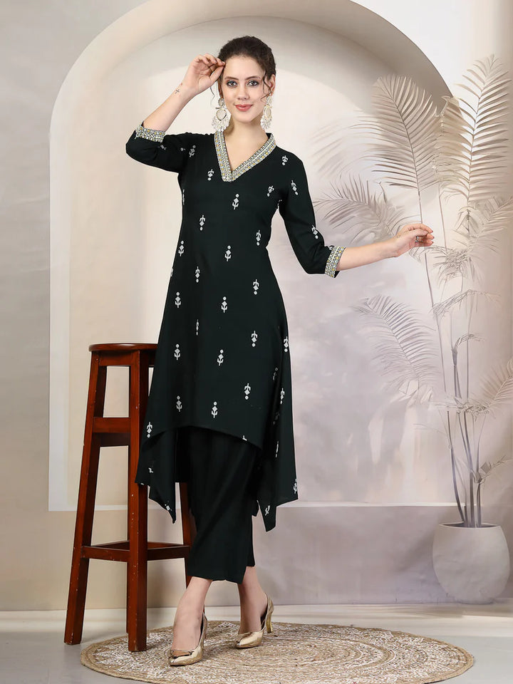 KURTA PANT-Green Rayon Calf Length Printed Asymmetric