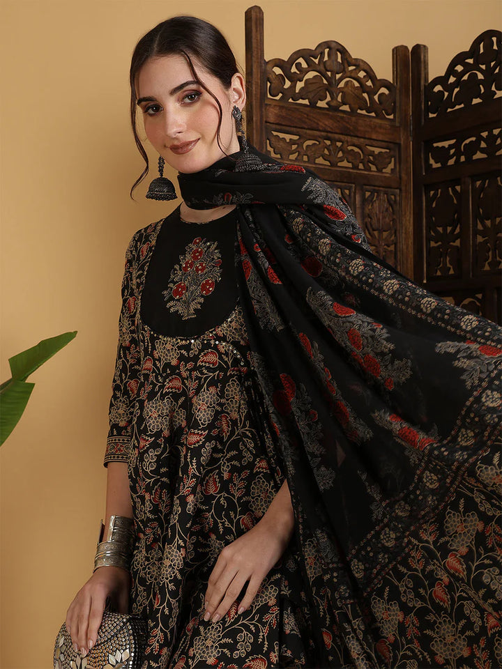 DUPATTA SET-Cotton Flared Printed Embroidered
