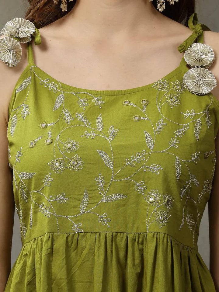 DUPATTA SET-Embroidered Cotton Tiered Kurta with Dupatta