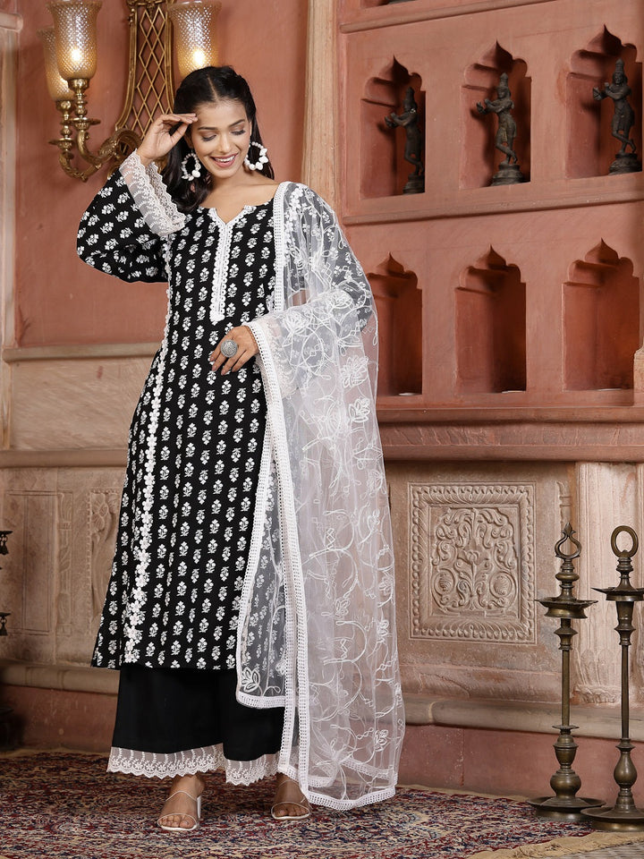 DUPATTA SET-Floral Printed Rayon Straight
