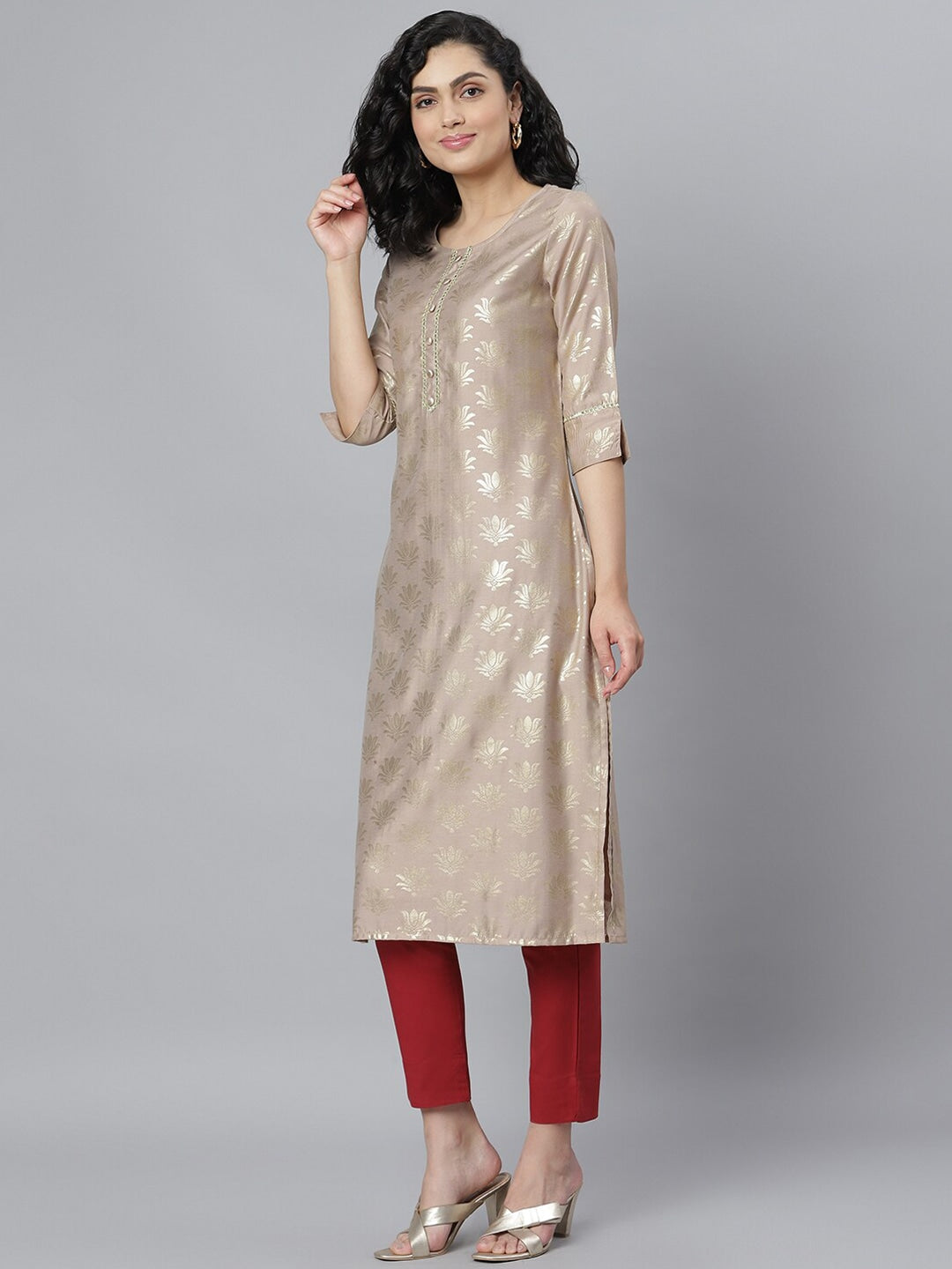 KURTA - Women's Gold Printed Rayon Straight Kurta