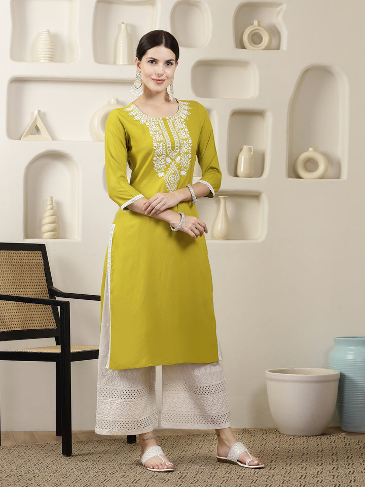 KURTA-Green Solid & Embroidered Rayon Straight