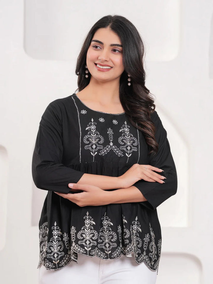 TOP-Cotton Embroidered