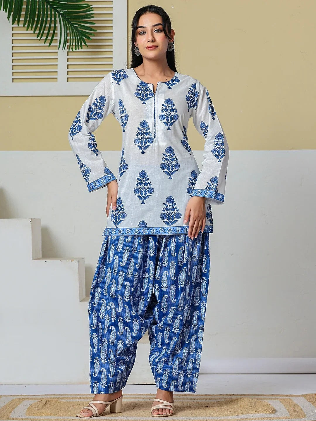 CO-ORDS-Short Top with Farsi Shalwar