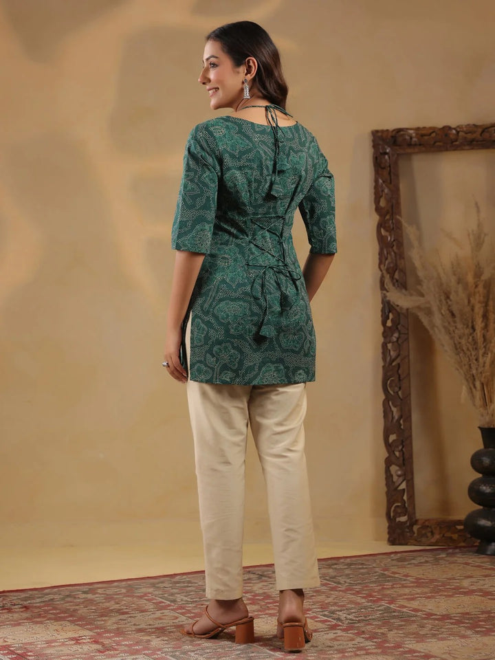 TOP-Tie-Up Neck Cotton Printed
