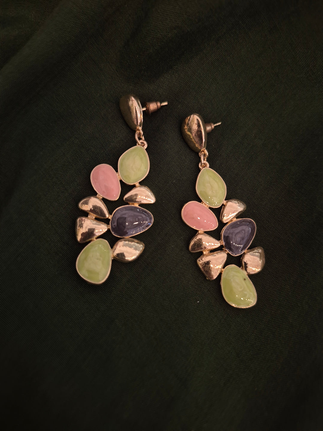 EARRINGS-B