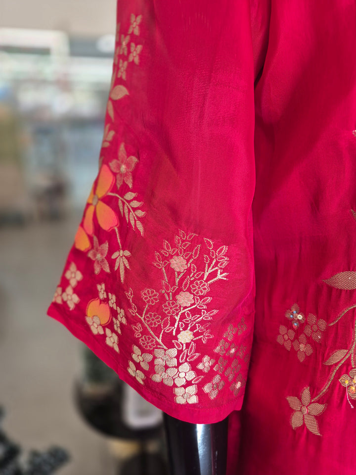 DUPATTA SET - Pure Crepe Red Banarasi weaving set 102415