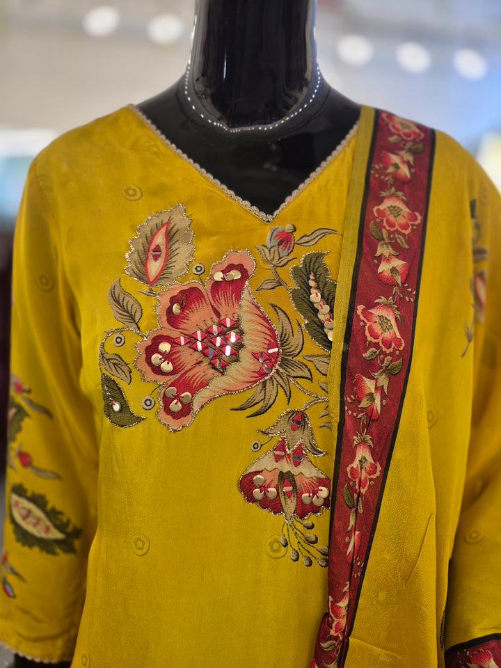 DUPATTA SET - Pure Chinon Straight fit Yellow color 102420