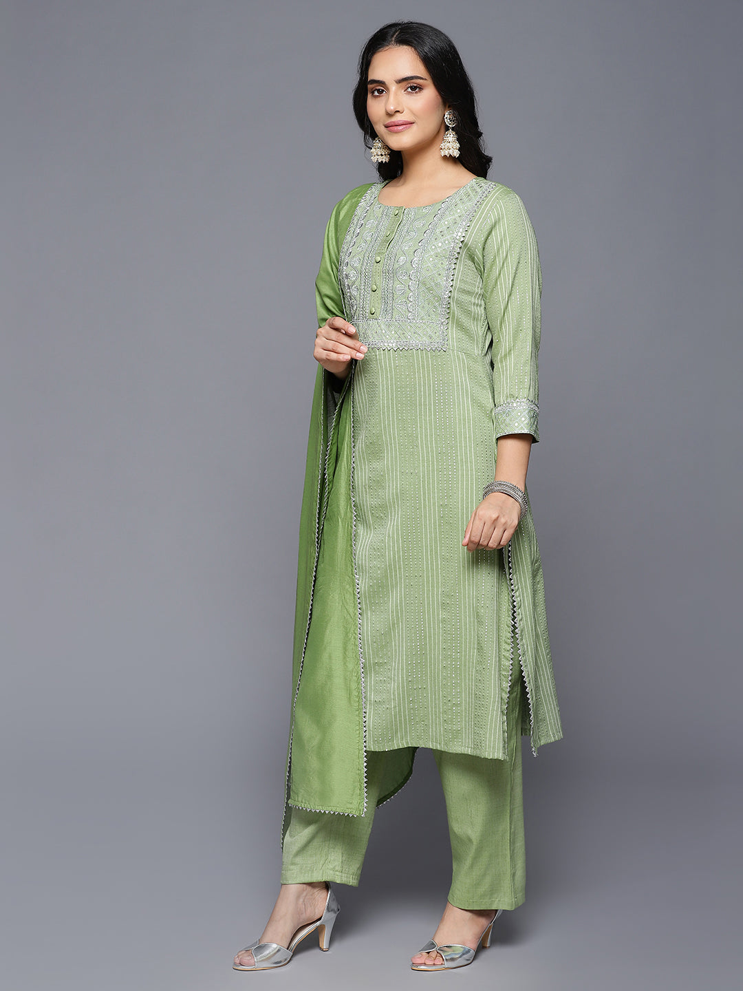 DUPATTA SET-GREEN LINEN SET WITH DUPATTA