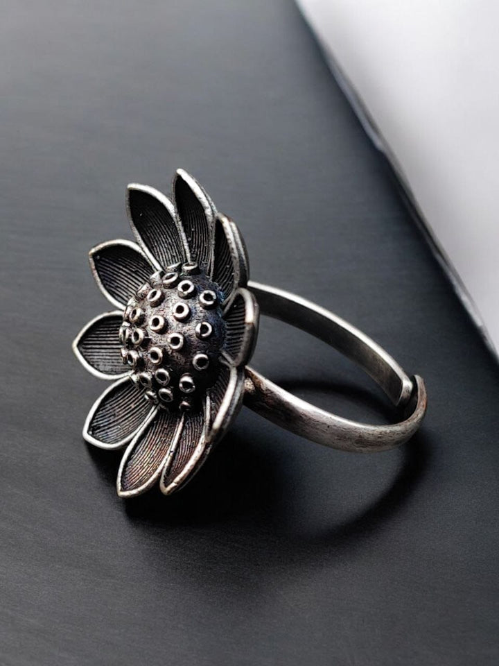 RINGS-Brass02
