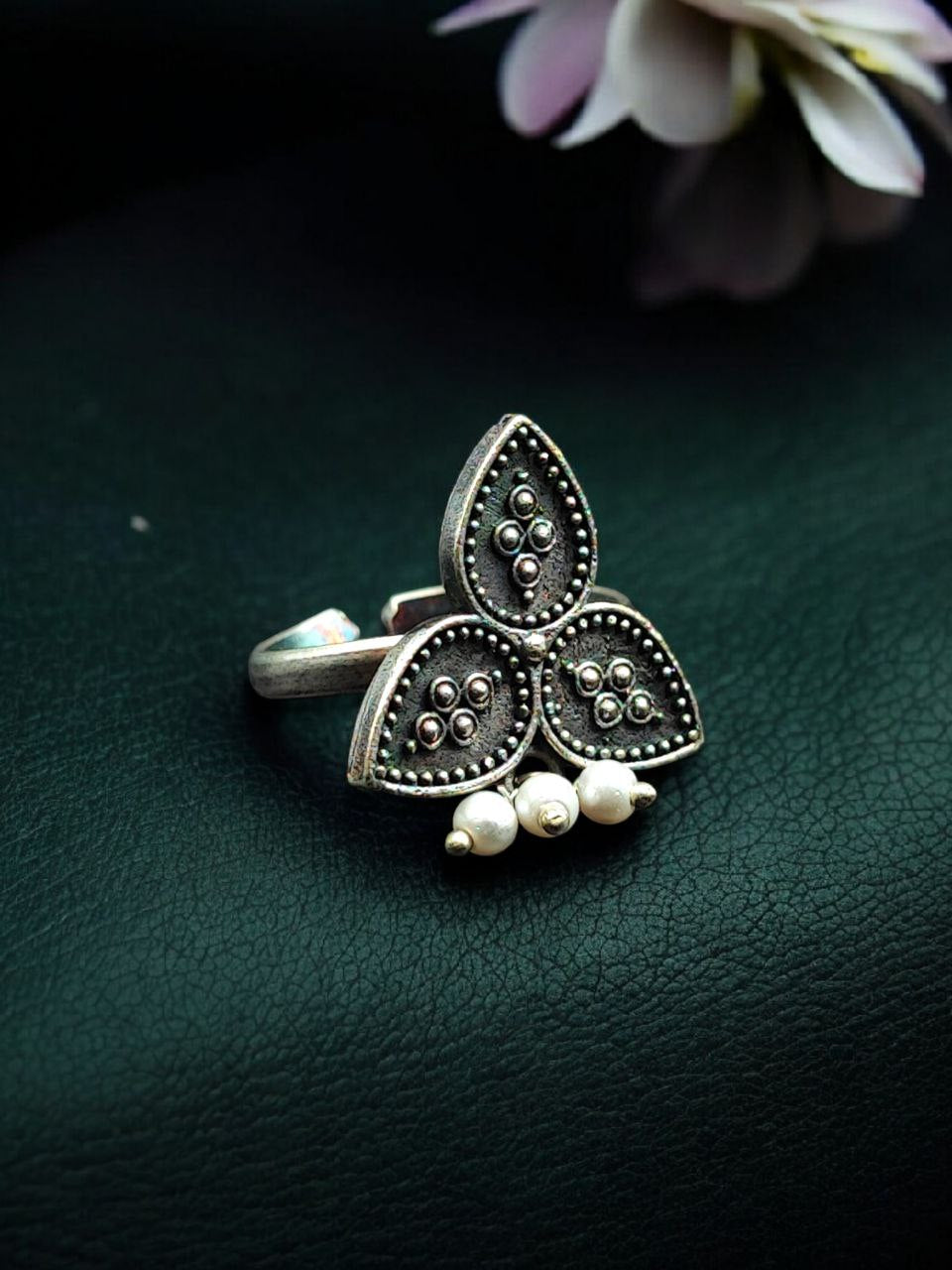 RINGS-Brass02