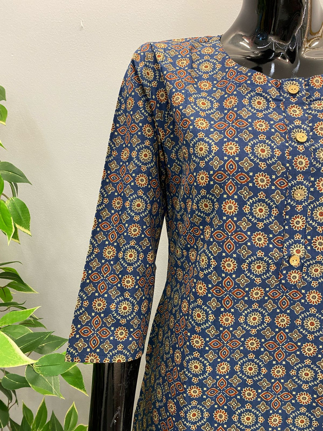 KURTA - Navy blue and beige Cotton Kurta