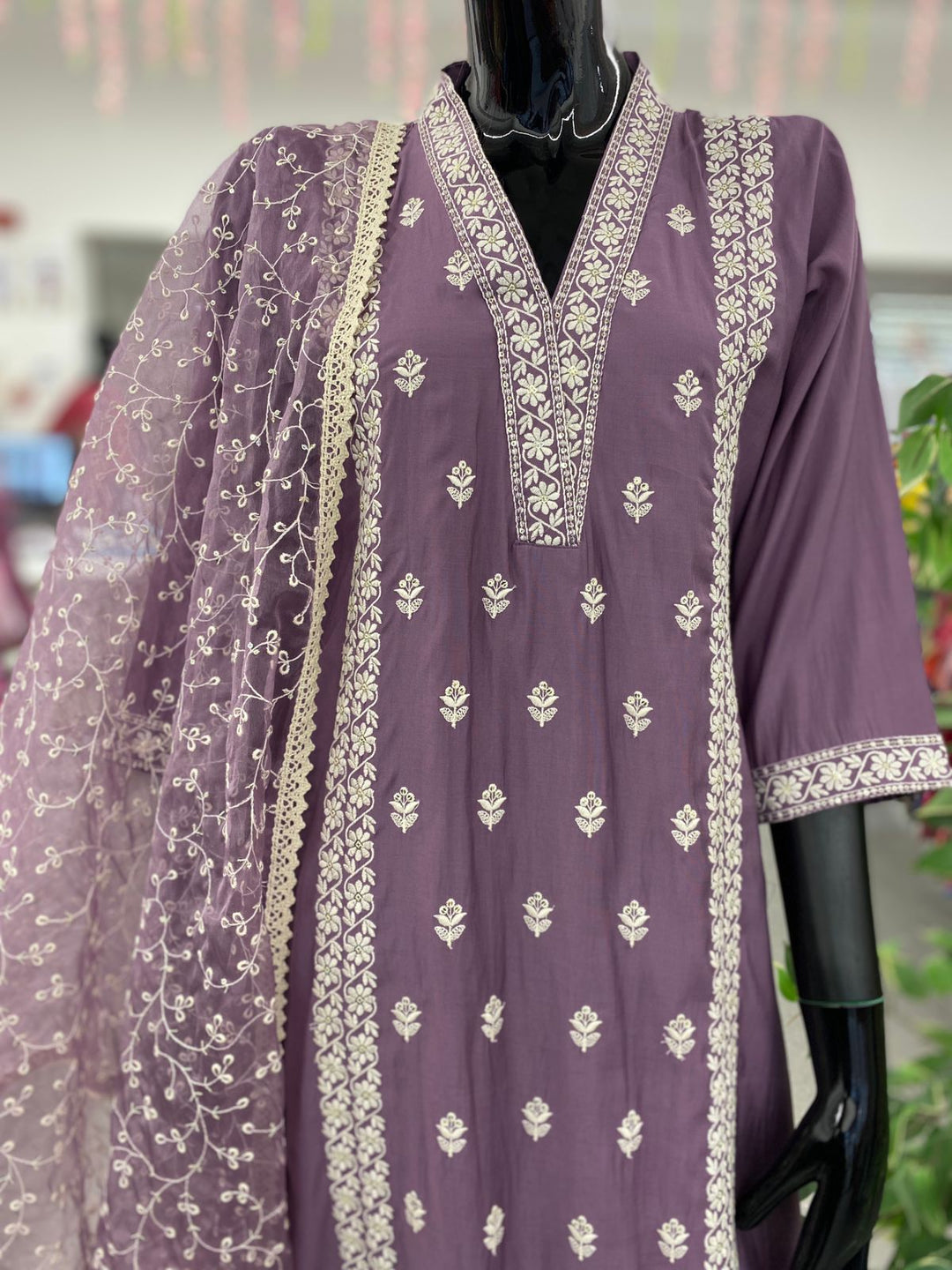 DUPATTA SET-Mauve color embroidered