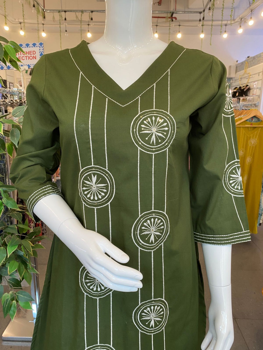 KURTA-Green Embroidered Cotton