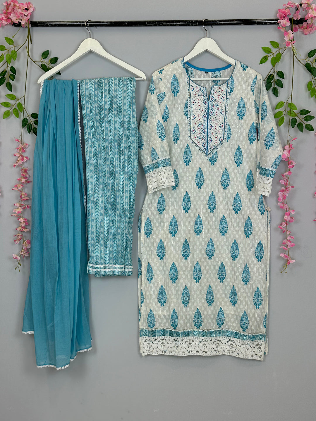 DUPATTA SET - White and blue Cotton Dupatta Set