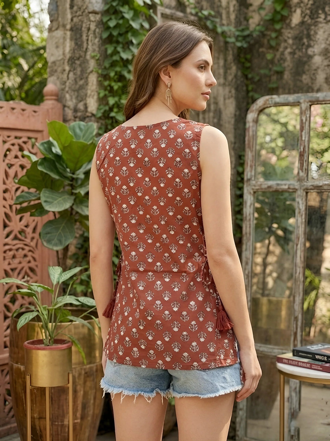 TOP-Printed Stylish Crop Top