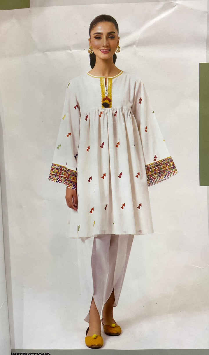 UNSTITCHED Nishat 43