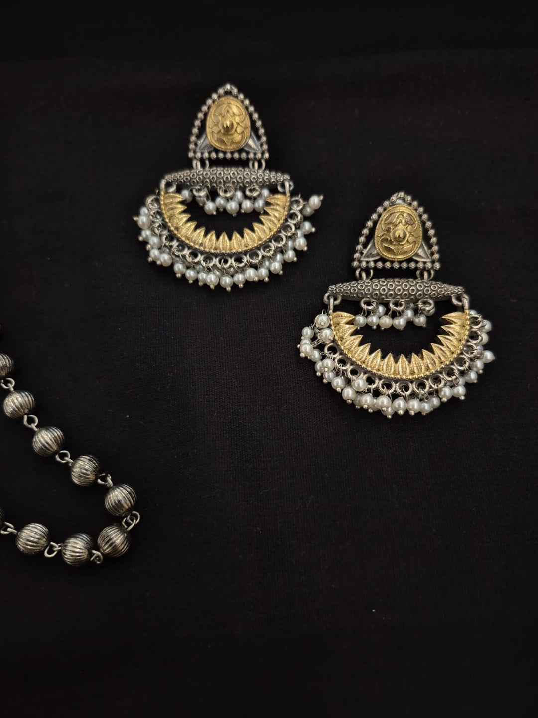 EARRINGS-F