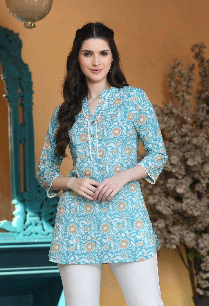TOP-Blue Cotton Short Top