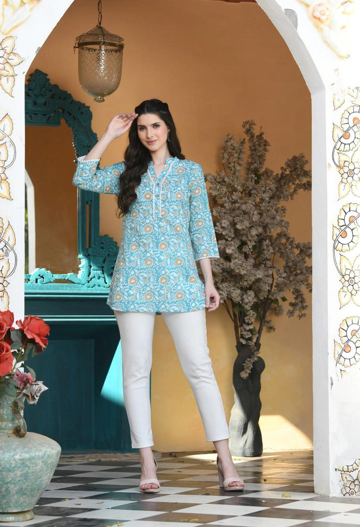 TOP-Blue Cotton Short Top