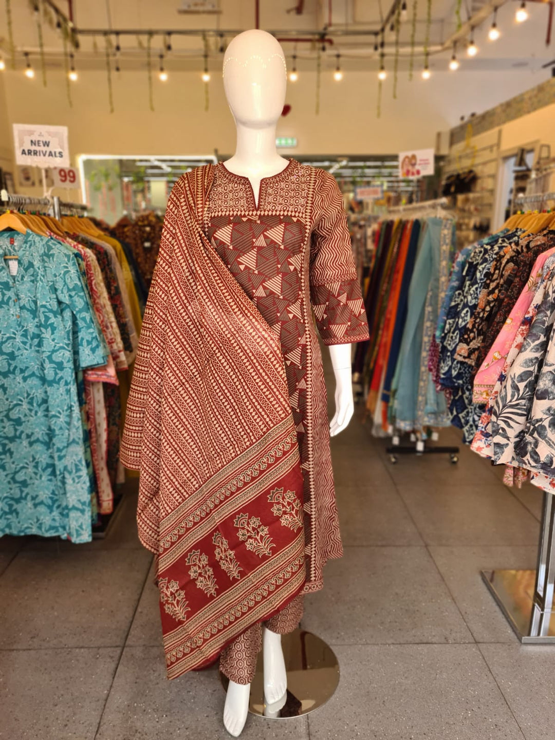 DUPATTA SET-Maroon Straight Cotton