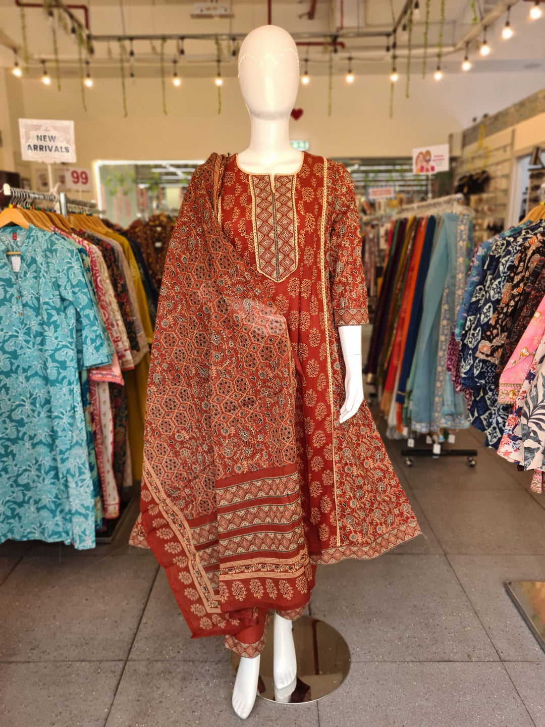 DUPATTA SET-Red Straight Cotton