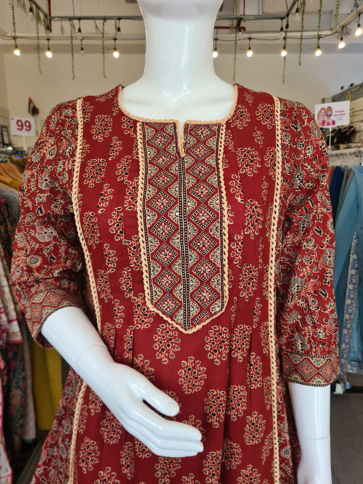 DUPATTA SET-Red Straight Cotton