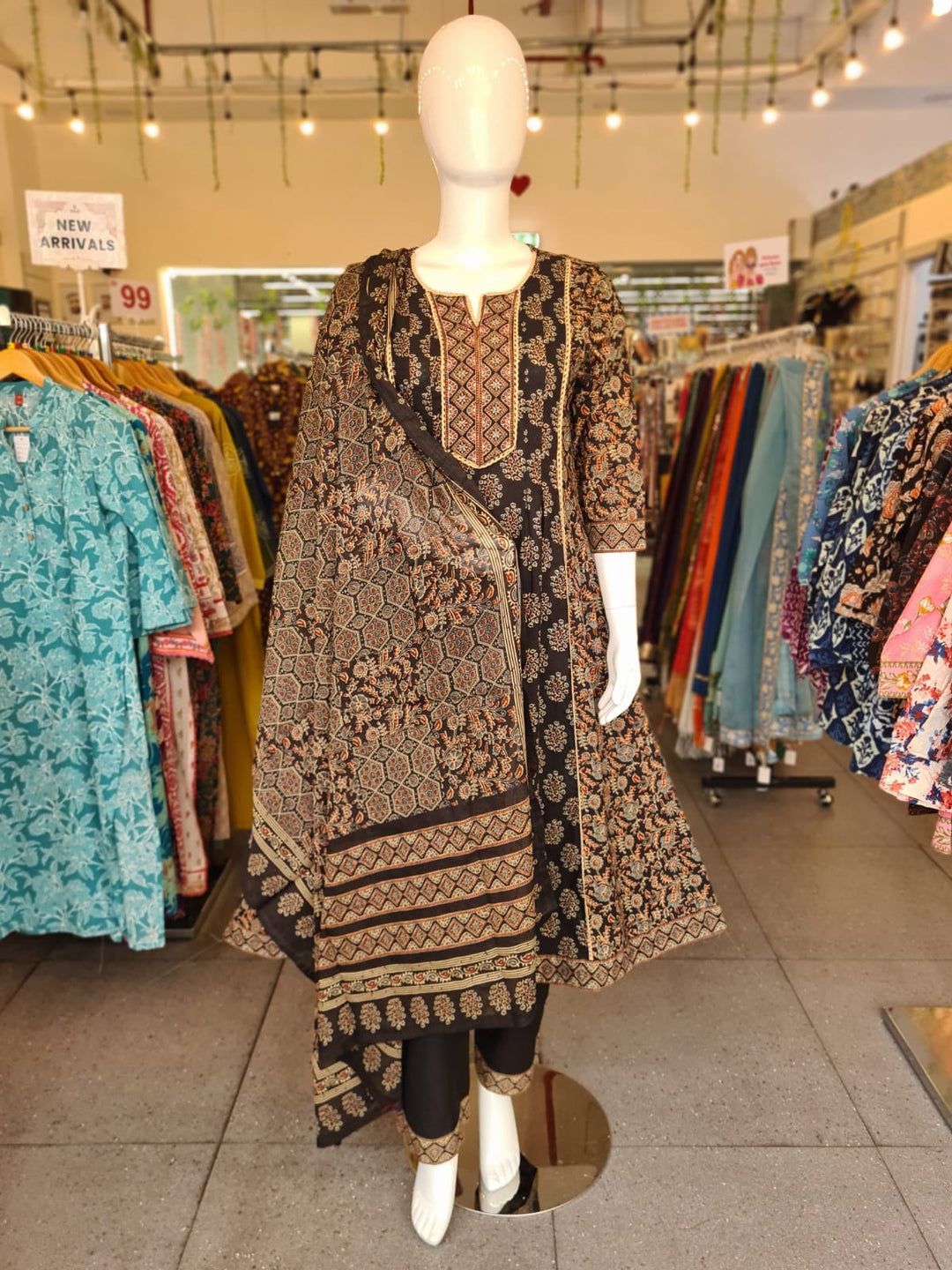 DUPATTA SET-Black Straight Cotton
