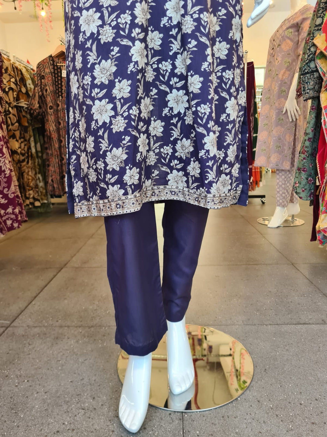 DUPATTA SETS-Straight Print Navy