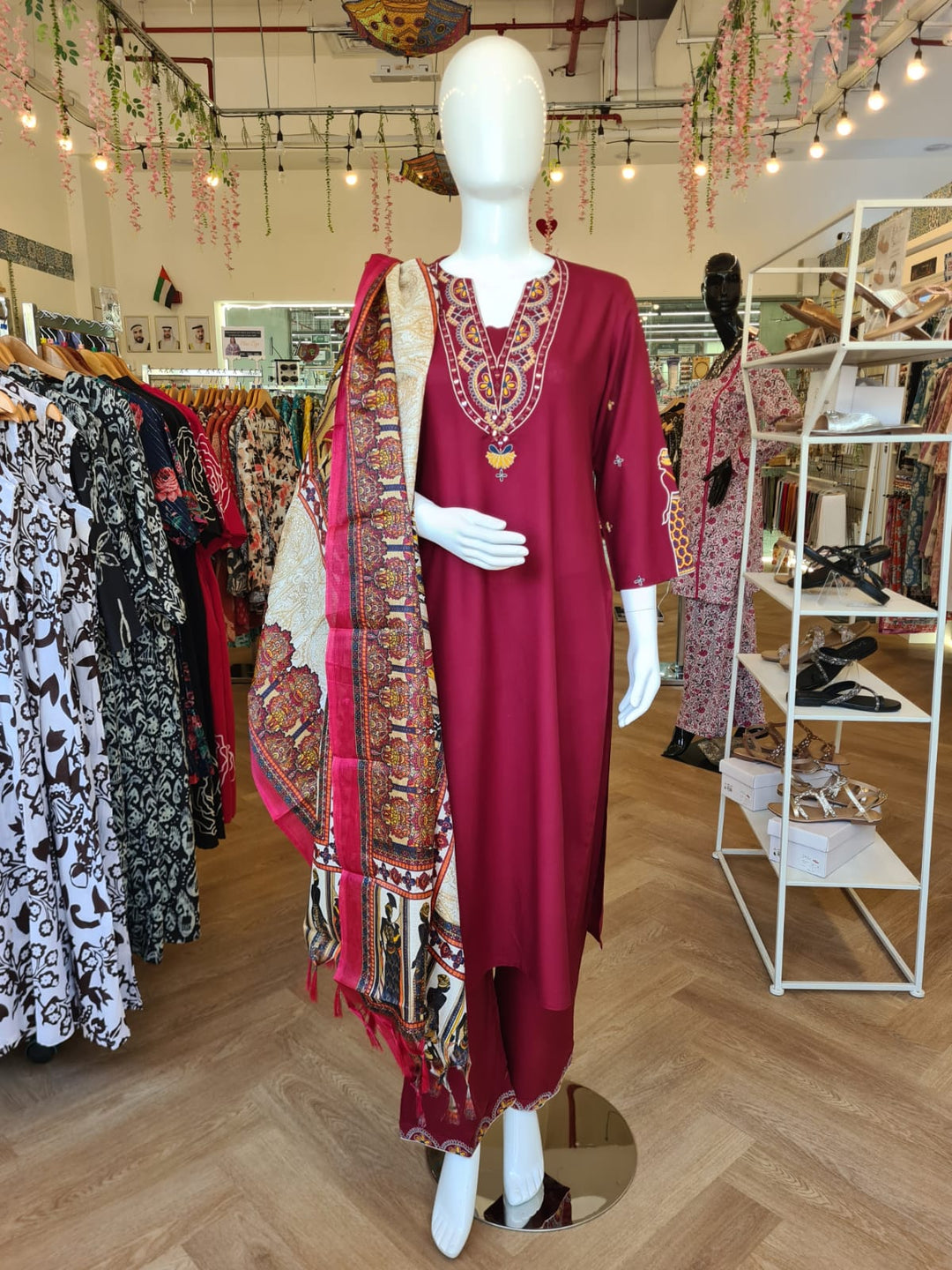 DUPATTA SET Maroon Rayon