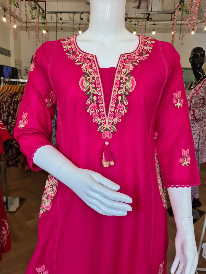 DUPATTA SET Pink Cotton Emb.