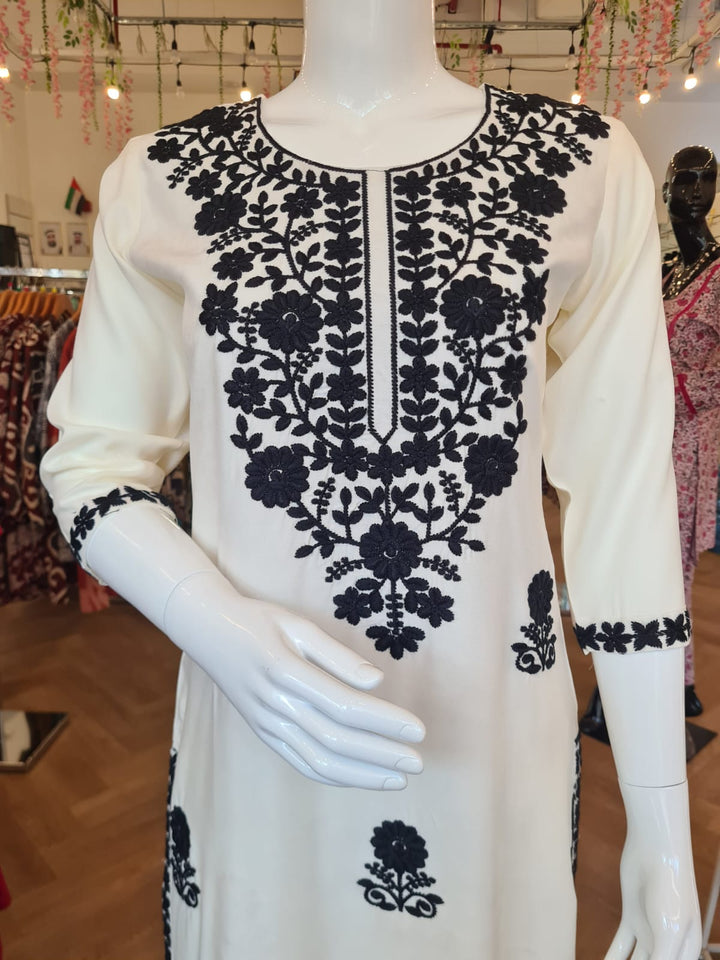 DUPATTA SET White Black Embroidery