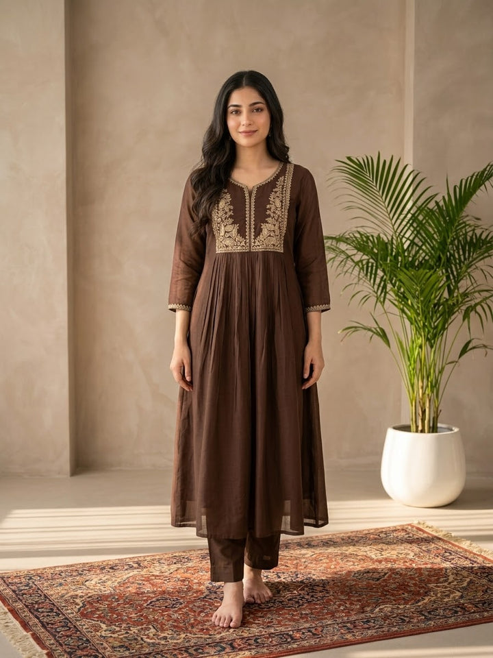 DUPATTA SET Chocolate Golden Cut Beads
