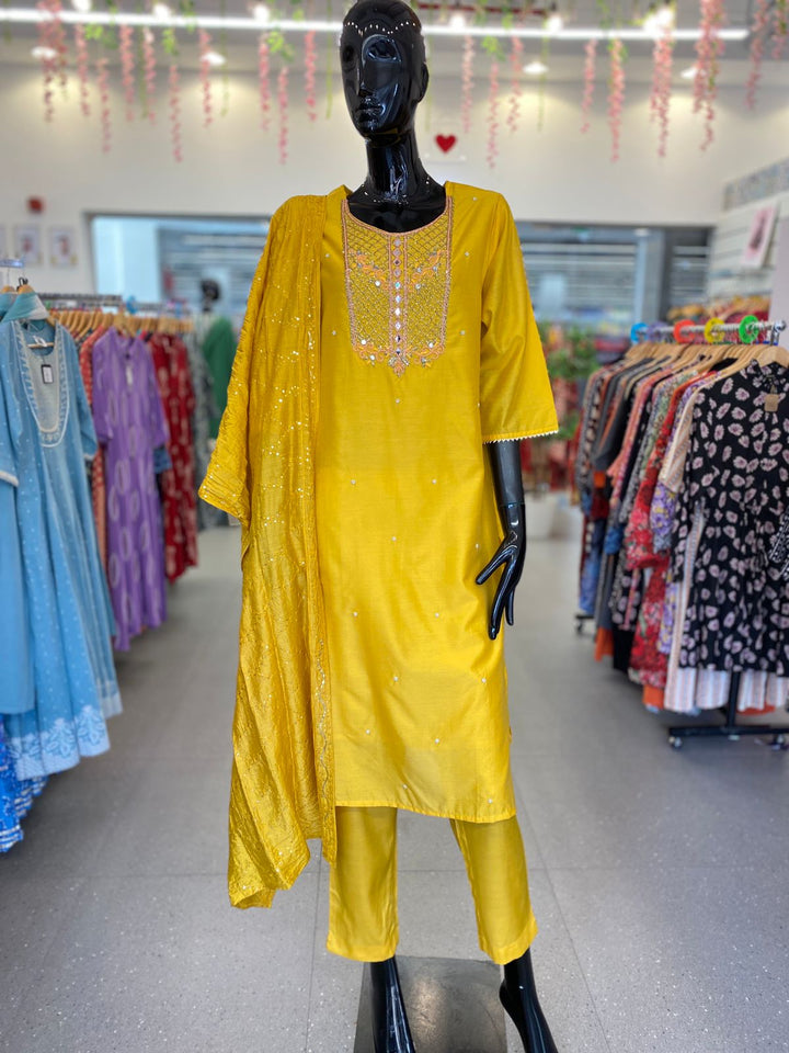 DUPATTA SET YELLOW SILK