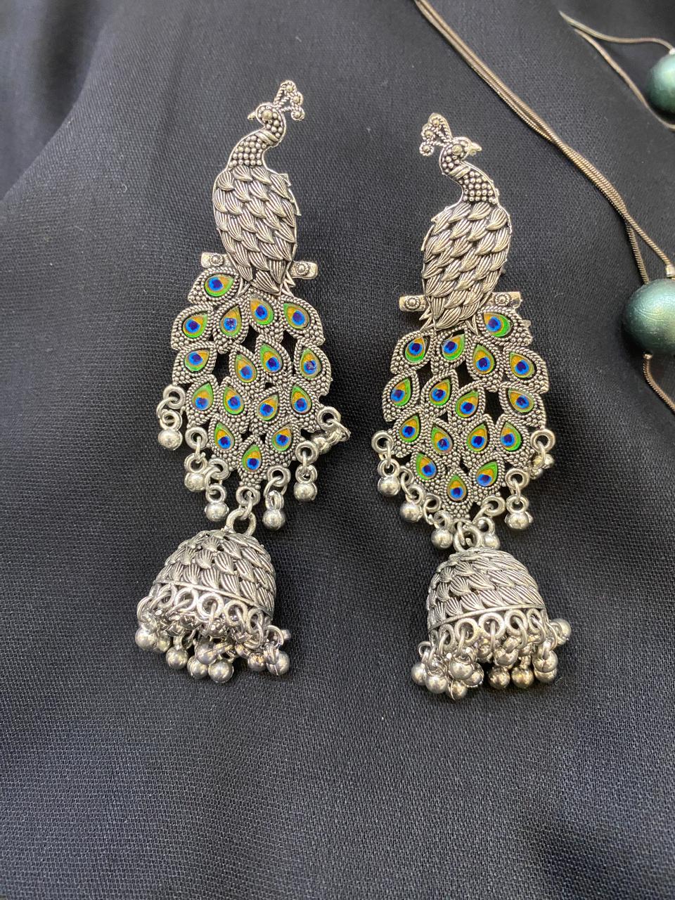 EARRINGS-D