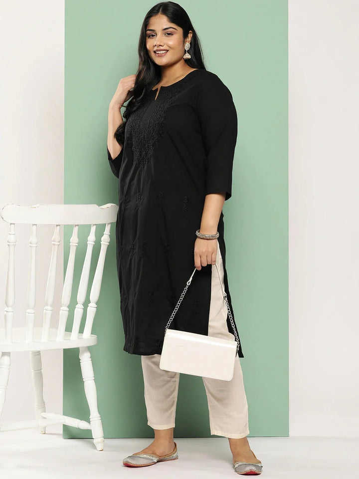 KURTA-Black Embroidered Plus Size