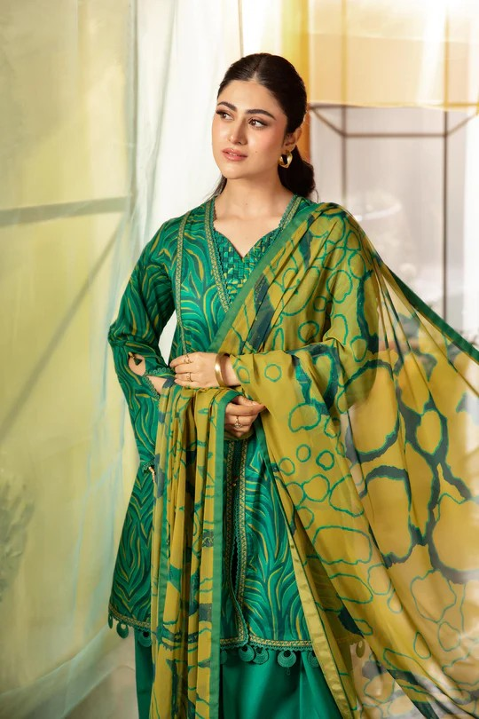 UNSTITCHED-04A,3 Pc Unstitched Embroidered Lawn Suit