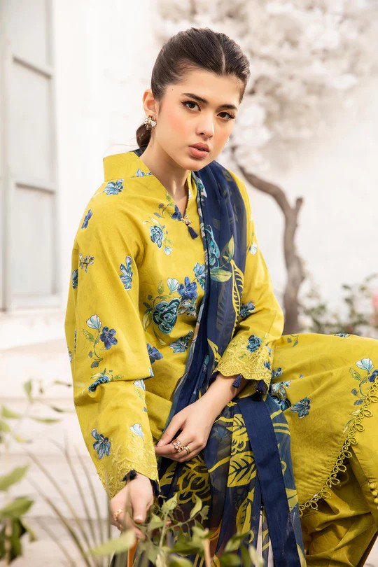 UNSTITCHED-02A,3 Pc Unstitched Embroidered Lawn Suit