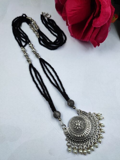 NECKLACE-Brass01