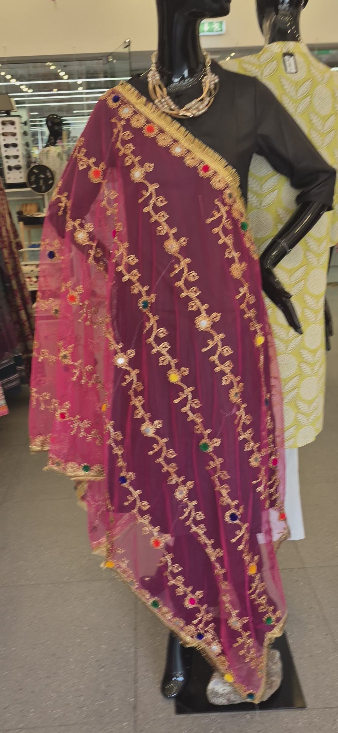 DUPATTA GOTA