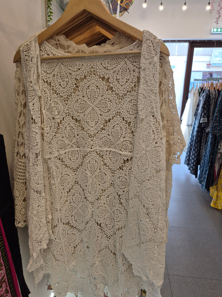 CROCHET SHRUG