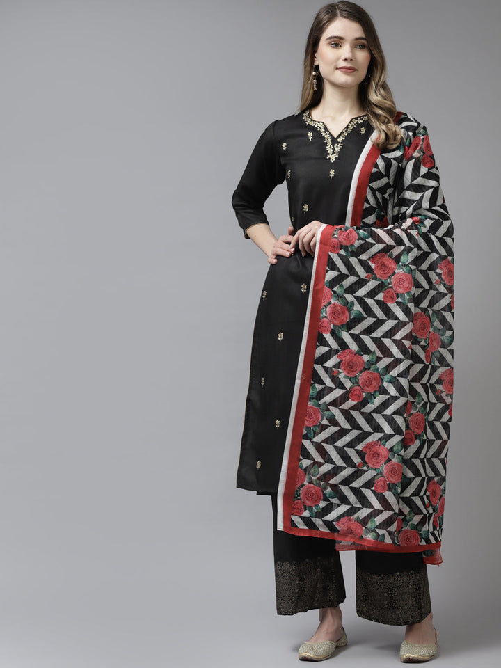 DUPATTA SET - Black kurta set with beautiful gotta patti detailing