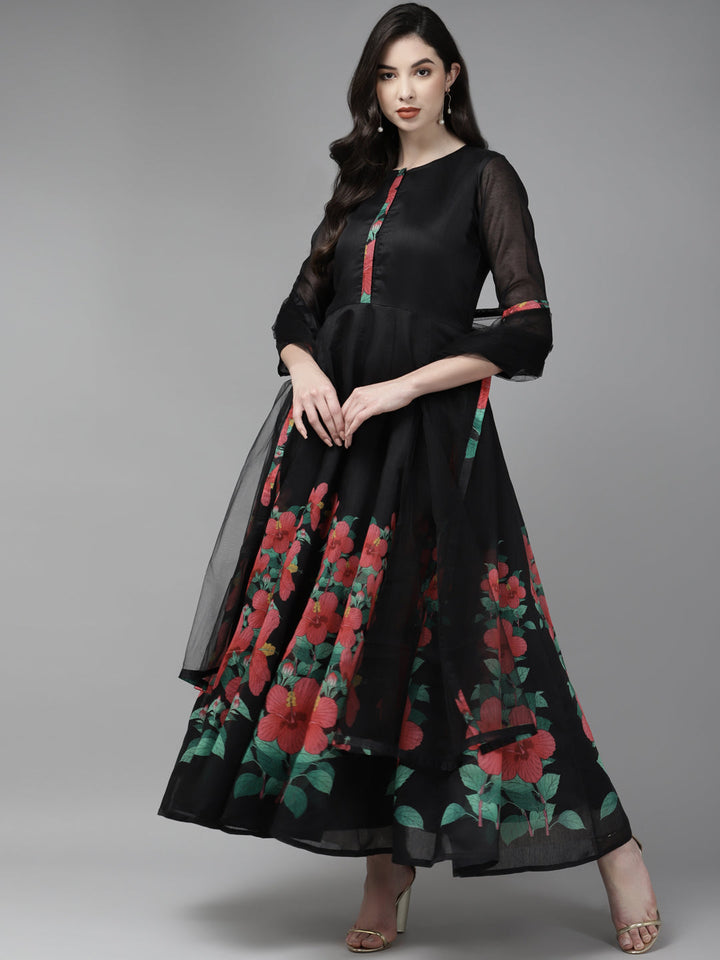 DRESS - Black Anarkali Kurta With Dupatta